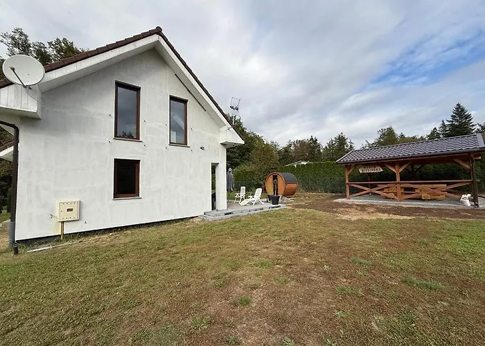 Dom Przy Lesie Apartment